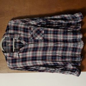 Lightweight Longsleeve Button-down Shirt